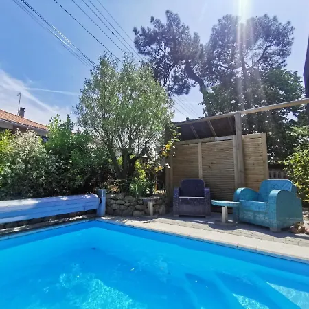 Du Valcoquet Διαμέρισμα *